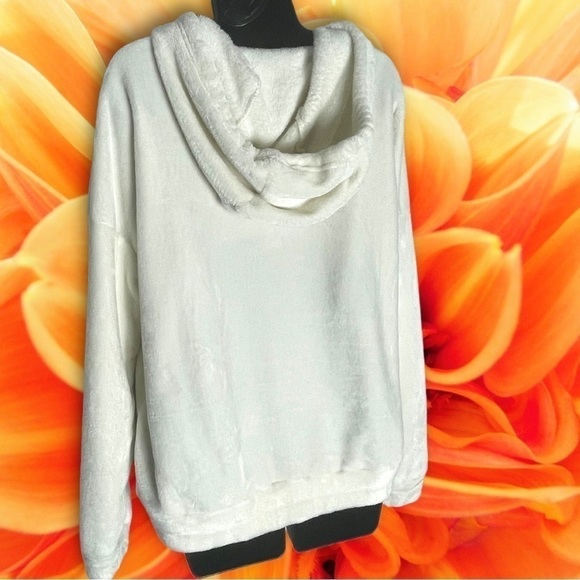 REFLEX Women’s Soft Plush Cream Quarter Zip Hoodie Size Large - Picture 8 of 13